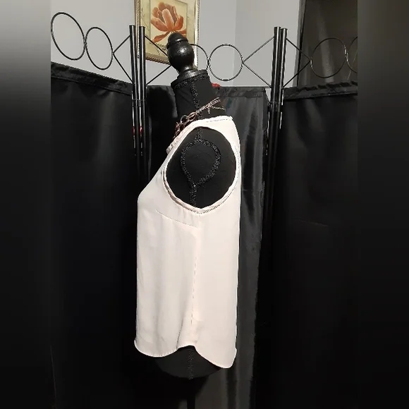 J. Crew Pink Tank Top Eyelit Design Women's Size 2P Business Casual Office - Picture 5 of 8